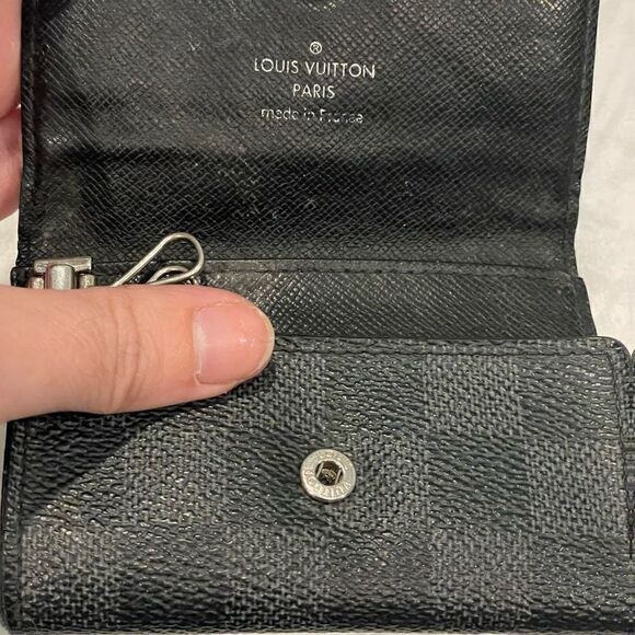 Louis Vuitton Damier Black Multicles 6 Key Case Holder LV Box Key Holder - Picture 6 of 11